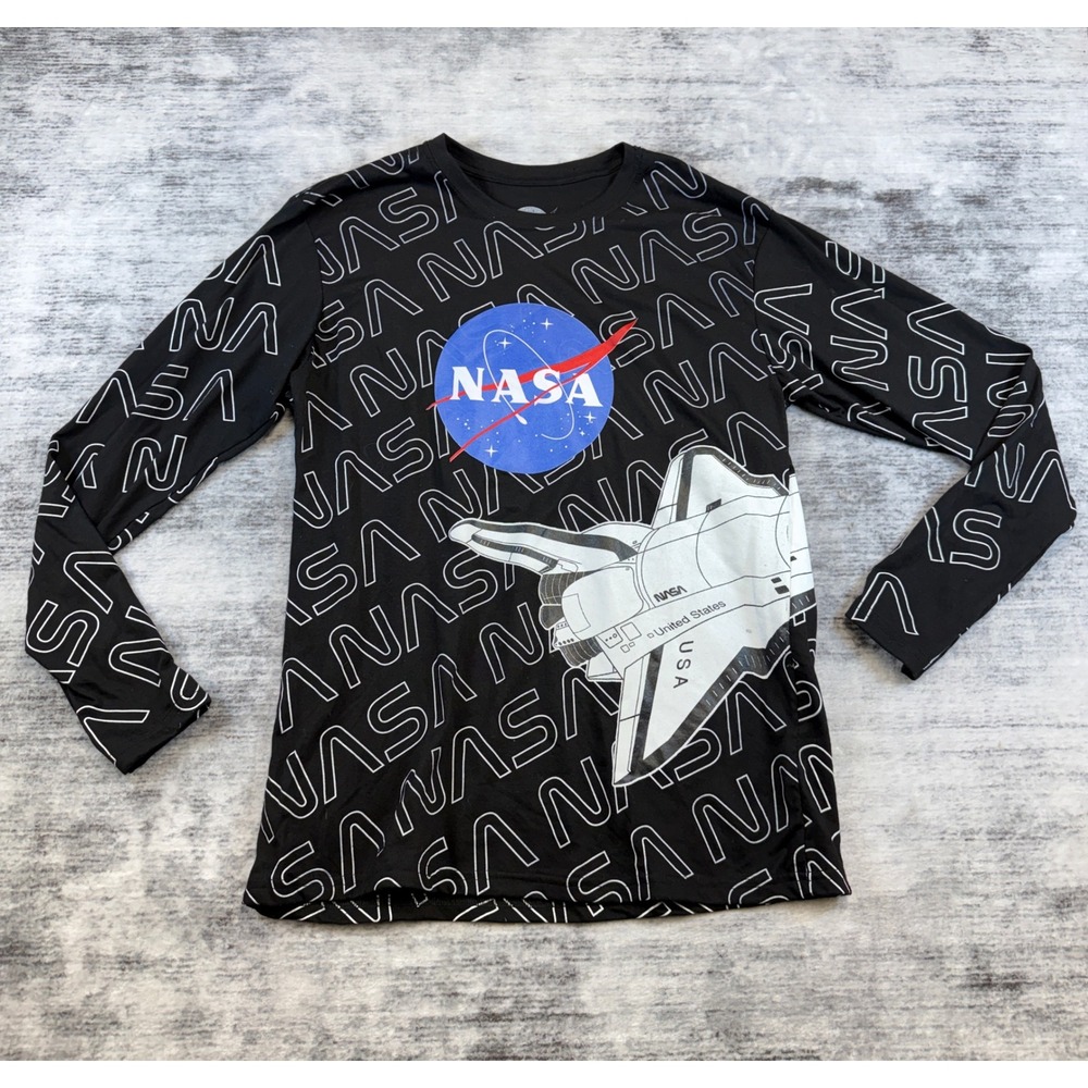 NASA Space Shuttle Discovery All Over Print Long Sleeve Graphic Tee Black Large‎